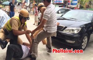 mo thay bi cong an bat vo chong minh